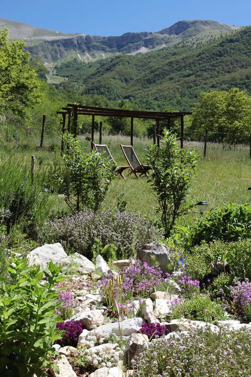 B&B Cascina Dell'Orso Castelsantangelo sul Nera Εξωτερικό φωτογραφία